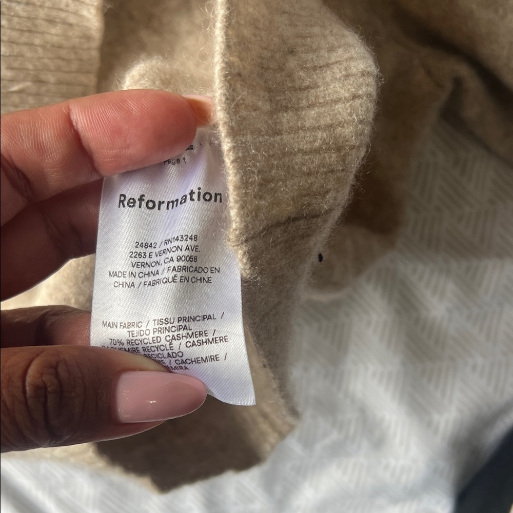 Reformation jeans cashmere  Taupe Crew Neck Sweater - Picture 4 of 10